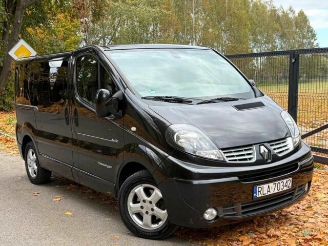 Черный Рено Трафик, объемом двигателя 2 л и пробегом 175 тыс. км за 8400 $, фото 6 на Automoto.ua