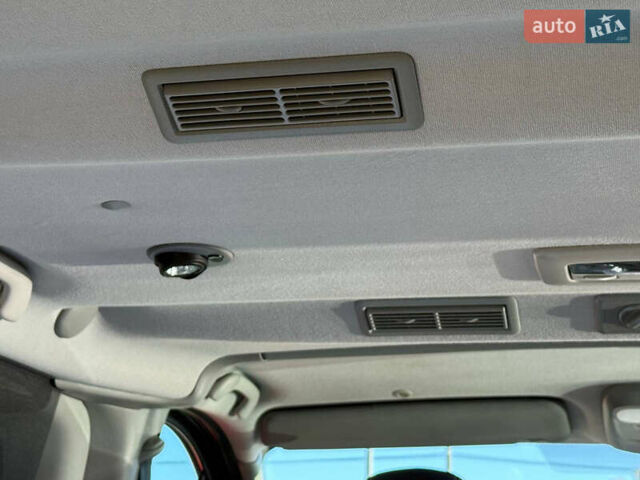 Чорний Рено Трафік, об'ємом двигуна 2 л та пробігом 266 тис. км за 16900 $, фото 22 на Automoto.ua