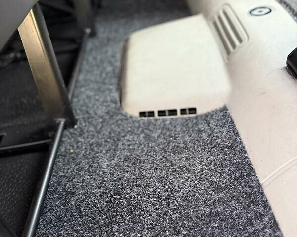 Черный Рено Трафик, объемом двигателя 2 л и пробегом 271 тыс. км за 16500 $, фото 32 на Automoto.ua