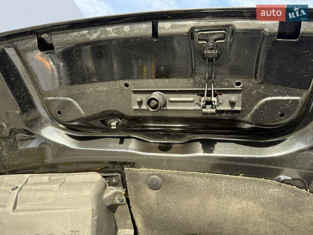 Черный Рено Трафик, объемом двигателя 2 л и пробегом 271 тыс. км за 16500 $, фото 40 на Automoto.ua