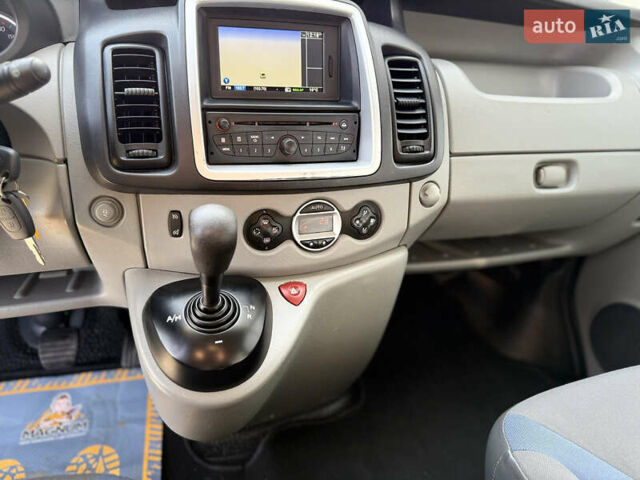 Черный Рено Трафик, объемом двигателя 2 л и пробегом 271 тыс. км за 16500 $, фото 22 на Automoto.ua