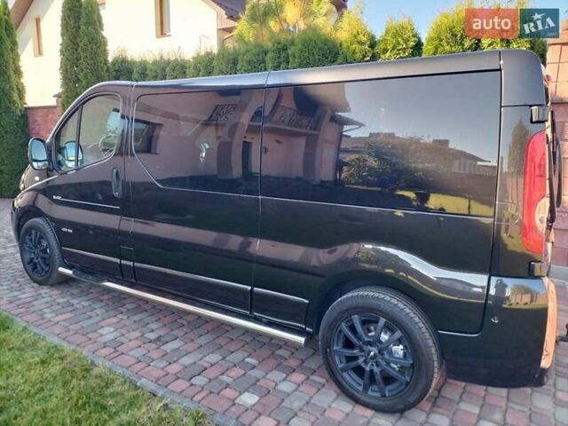 Черный Рено Трафик, объемом двигателя 2 л и пробегом 195 тыс. км за 16900 $, фото 4 на Automoto.ua
