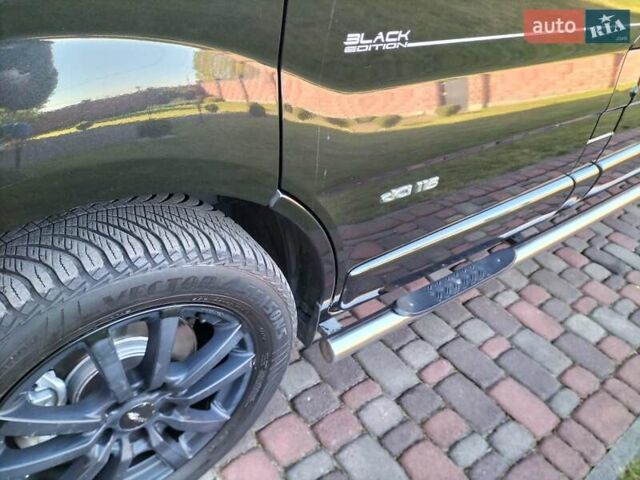 Черный Рено Трафик, объемом двигателя 2 л и пробегом 195 тыс. км за 16900 $, фото 2 на Automoto.ua