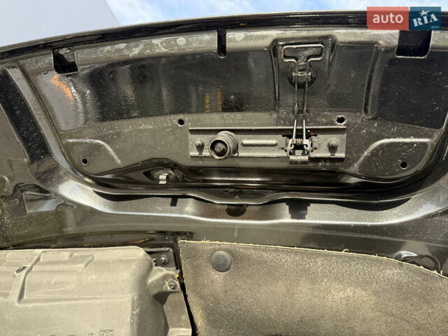 Черный Рено Трафик, объемом двигателя 2 л и пробегом 283 тыс. км за 16300 $, фото 43 на Automoto.ua