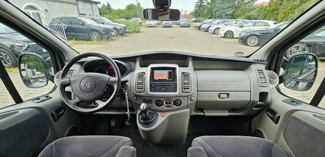 Черный Рено Трафик, объемом двигателя 2 л и пробегом 216 тыс. км за 9000 $, фото 14 на Automoto.ua