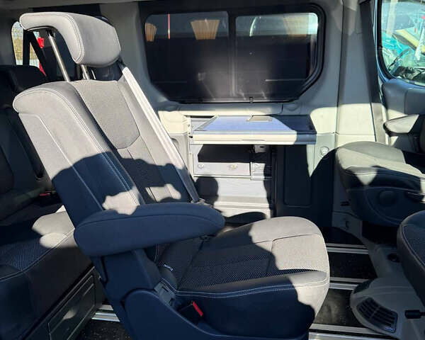 Черный Рено Трафик, объемом двигателя 2 л и пробегом 266 тыс. км за 15900 $, фото 8 на Automoto.ua