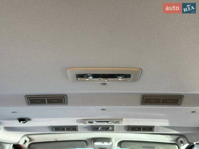 Чорний Рено Трафік, об'ємом двигуна 2 л та пробігом 266 тис. км за 16900 $, фото 21 на Automoto.ua