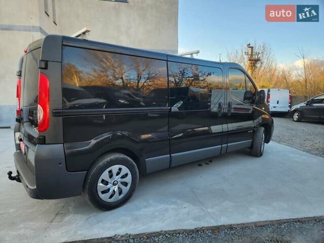 Черный Рено Трафик, объемом двигателя 2 л и пробегом 232 тыс. км за 15500 $, фото 5 на Automoto.ua