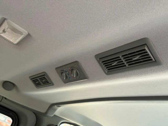 Чорний Рено Трафік, об'ємом двигуна 2 л та пробігом 175 тис. км за 8200 $, фото 17 на Automoto.ua