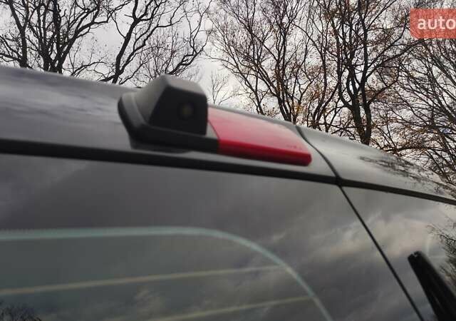 Чорний Рено Трафік, об'ємом двигуна 1.6 л та пробігом 190 тис. км за 15650 $, фото 55 на Automoto.ua