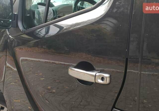 Чорний Рено Трафік, об'ємом двигуна 1.6 л та пробігом 190 тис. км за 15650 $, фото 57 на Automoto.ua