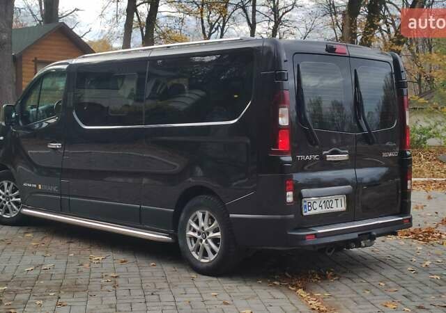 Чорний Рено Трафік, об'ємом двигуна 1.6 л та пробігом 190 тис. км за 15650 $, фото 51 на Automoto.ua