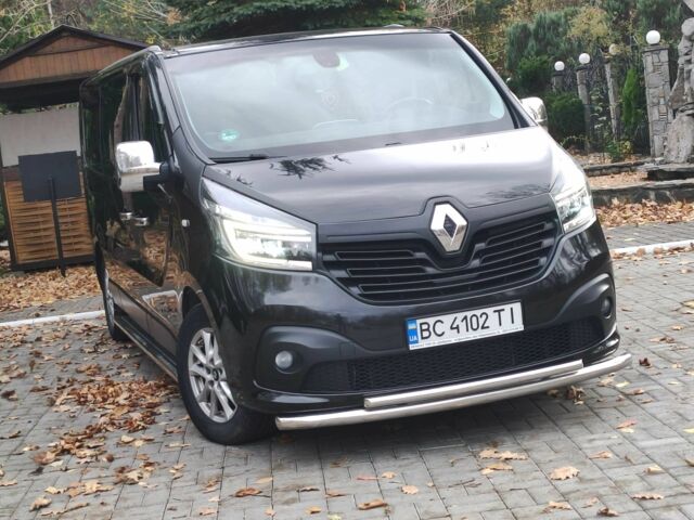 Рено Трафік 2015 у Дрогобичі на Automoto.ua Чорний Рено Трафік, об'ємом двигуна 1.6 л та пробігом 190 тис. км за 15650 $, фото 2 на Automoto.ua