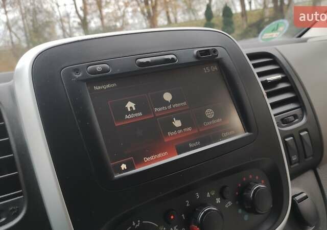 Чорний Рено Трафік, об'ємом двигуна 1.6 л та пробігом 190 тис. км за 15650 $, фото 94 на Automoto.ua