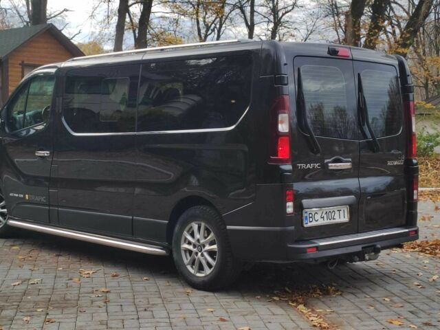 Рено Трафік 2015 у Дрогобичі на Automoto.ua Чорний Рено Трафік, об'ємом двигуна 1.6 л та пробігом 190 тис. км за 15650 $, фото 11 на Automoto.ua