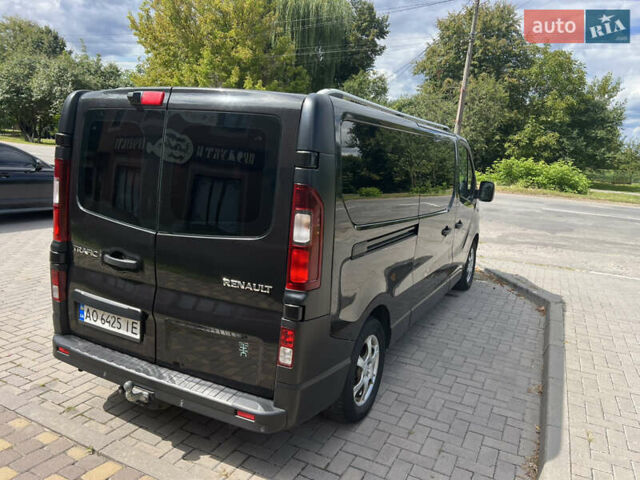 Чорний Рено Трафік, об'ємом двигуна 1.6 л та пробігом 400 тис. км за 13999 $, фото 4 на Automoto.ua