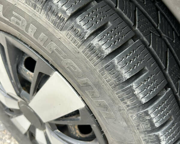 Черный Рено Трафик, объемом двигателя 1.6 л и пробегом 313 тыс. км за 15200 $, фото 50 на Automoto.ua