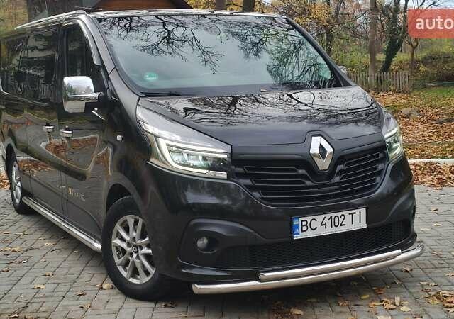 Чорний Рено Трафік, об'ємом двигуна 1.6 л та пробігом 190 тис. км за 15650 $, фото 95 на Automoto.ua