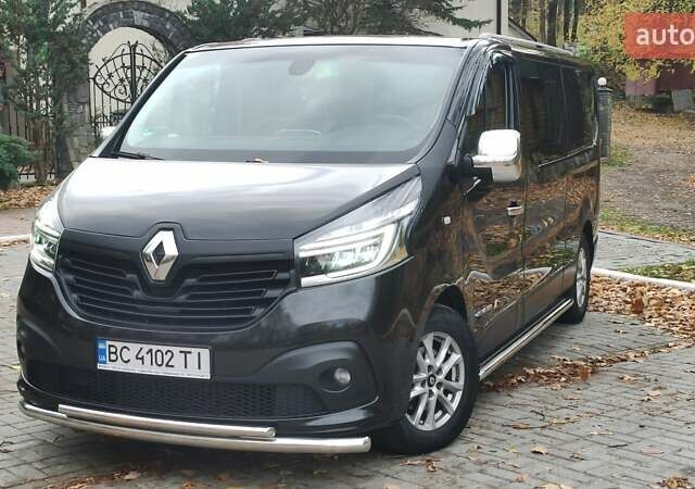 Чорний Рено Трафік, об'ємом двигуна 1.6 л та пробігом 190 тис. км за 15650 $, фото 105 на Automoto.ua