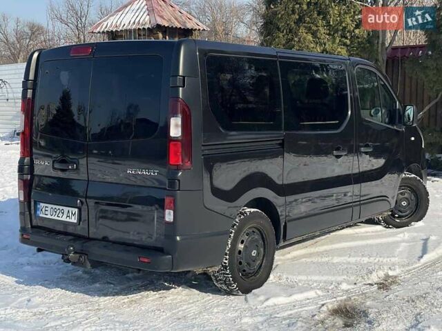 Черный Рено Трафик, объемом двигателя 1.6 л и пробегом 237 тыс. км за 14999 $, фото 3 на Automoto.ua