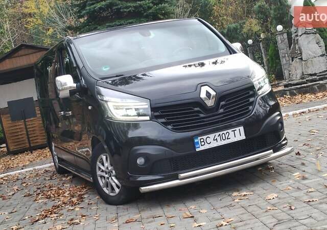 Чорний Рено Трафік, об'ємом двигуна 1.6 л та пробігом 190 тис. км за 15650 $, фото 4 на Automoto.ua