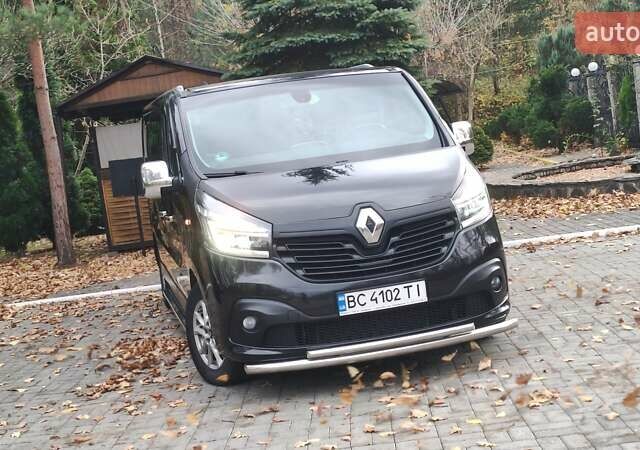 Чорний Рено Трафік, об'ємом двигуна 1.6 л та пробігом 190 тис. км за 15650 $, фото 7 на Automoto.ua