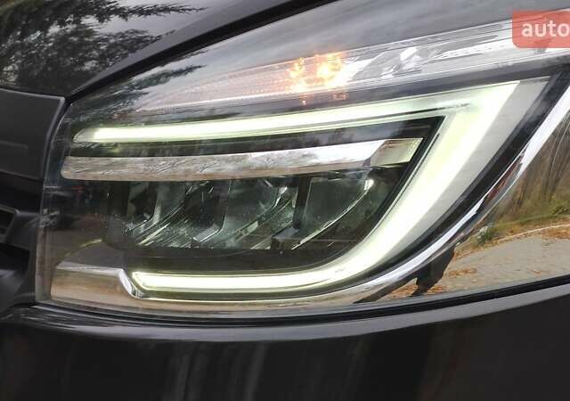 Чорний Рено Трафік, об'ємом двигуна 1.6 л та пробігом 190 тис. км за 15650 $, фото 28 на Automoto.ua