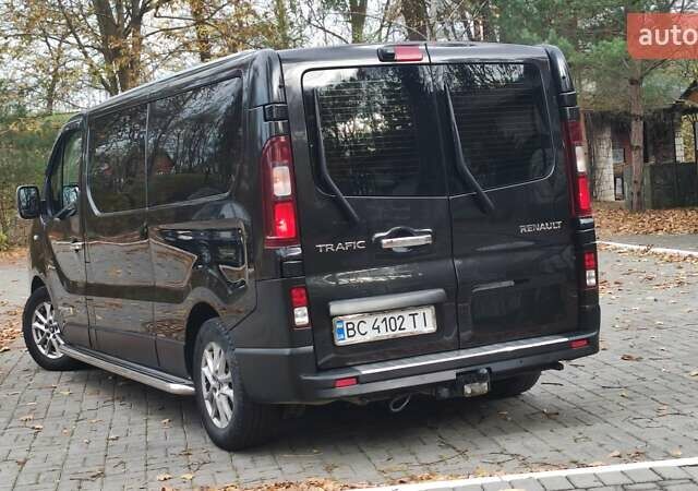 Чорний Рено Трафік, об'ємом двигуна 1.6 л та пробігом 190 тис. км за 15650 $, фото 46 на Automoto.ua