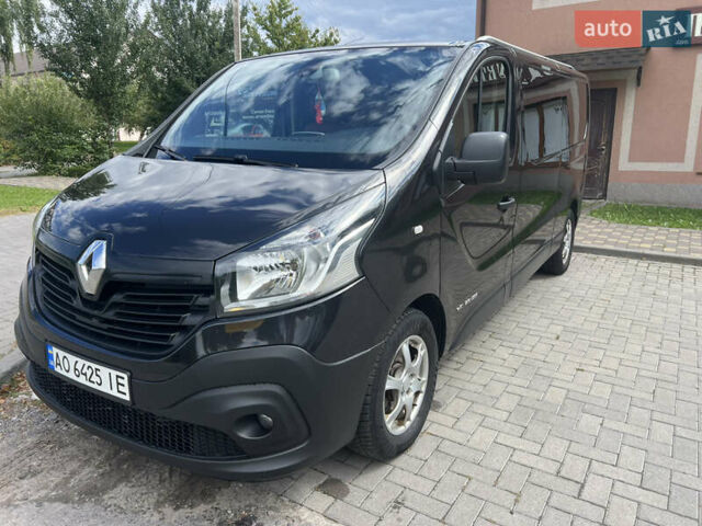 Черный Рено Трафик, объемом двигателя 1.6 л и пробегом 280 тыс. км за 14600 $, фото 3 на Automoto.ua