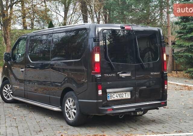 Чорний Рено Трафік, об'ємом двигуна 1.6 л та пробігом 190 тис. км за 15650 $, фото 44 на Automoto.ua