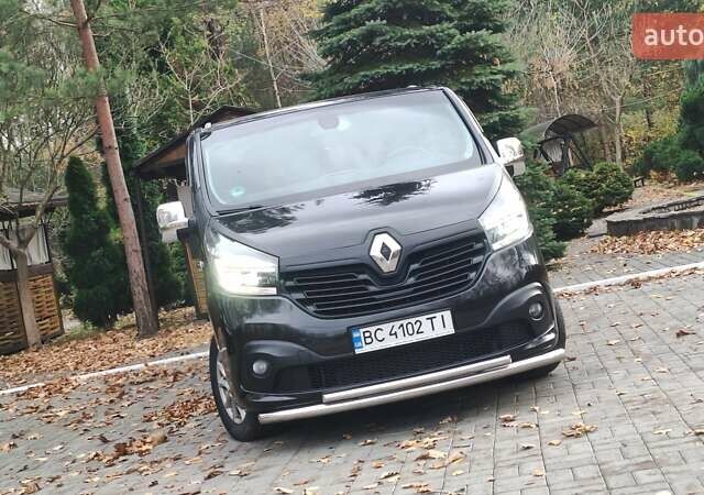 Чорний Рено Трафік, об'ємом двигуна 1.6 л та пробігом 190 тис. км за 15650 $, фото 8 на Automoto.ua