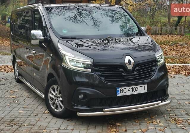 Чорний Рено Трафік, об'ємом двигуна 1.6 л та пробігом 190 тис. км за 15650 $, фото 103 на Automoto.ua