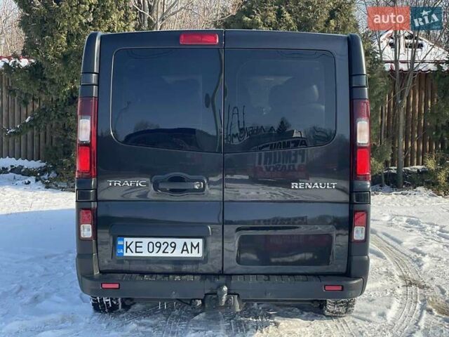 Черный Рено Трафик, объемом двигателя 1.6 л и пробегом 237 тыс. км за 14999 $, фото 4 на Automoto.ua