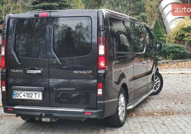 Чорний Рено Трафік, об'ємом двигуна 1.6 л та пробігом 190 тис. км за 15650 $, фото 64 на Automoto.ua