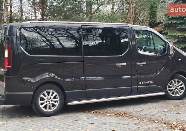 Чорний Рено Трафік, об'ємом двигуна 1.6 л та пробігом 190 тис. км за 15650 $, фото 68 на Automoto.ua