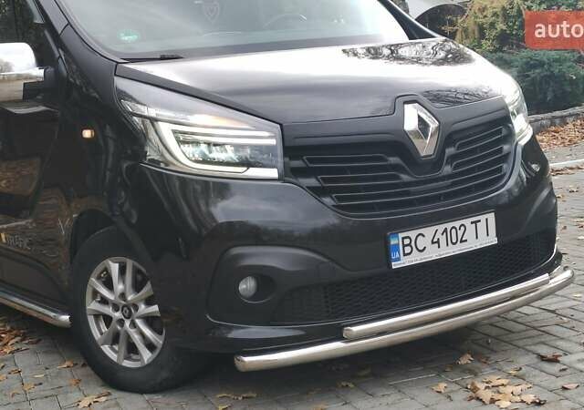 Чорний Рено Трафік, об'ємом двигуна 1.6 л та пробігом 190 тис. км за 15650 $, фото 9 на Automoto.ua