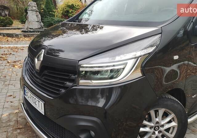 Чорний Рено Трафік, об'ємом двигуна 1.6 л та пробігом 190 тис. км за 15650 $, фото 30 на Automoto.ua