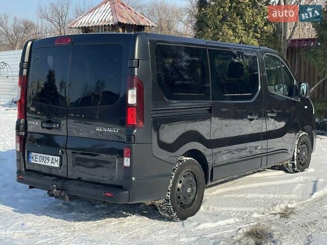 Черный Рено Трафик, объемом двигателя 1.6 л и пробегом 237 тыс. км за 14999 $, фото 8 на Automoto.ua