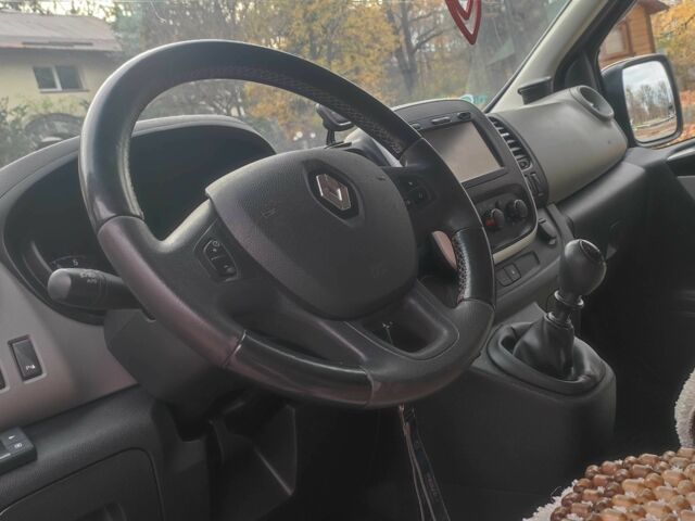 Рено Трафік 2015 у Дрогобичі на Automoto.ua Чорний Рено Трафік, об'ємом двигуна 1.6 л та пробігом 190 тис. км за 15650 $, фото 20 на Automoto.ua