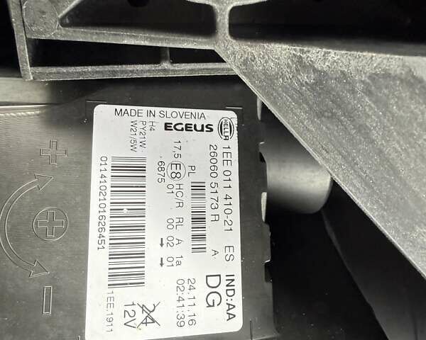 Черный Рено Трафик, объемом двигателя 1.6 л и пробегом 219 тыс. км за 19500 $, фото 66 на Automoto.ua