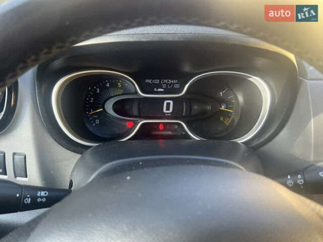 Чорний Рено Трафік, об'ємом двигуна 1.6 л та пробігом 231 тис. км за 15200 $, фото 19 на Automoto.ua