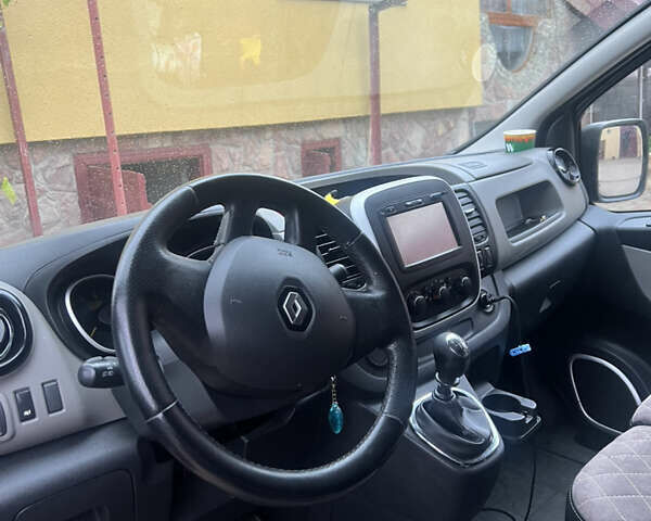 Чорний Рено Трафік, об'ємом двигуна 1.6 л та пробігом 231 тис. км за 15200 $, фото 26 на Automoto.ua