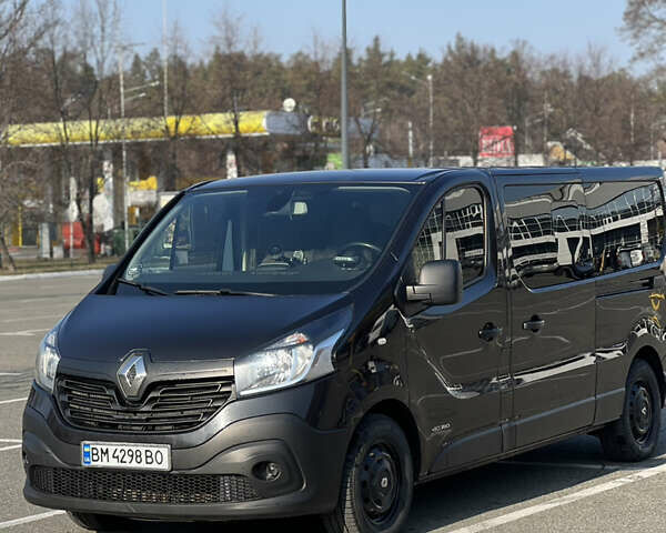 Черный Рено Трафик, объемом двигателя 1.6 л и пробегом 390 тыс. км за 14400 $, фото 6 на Automoto.ua