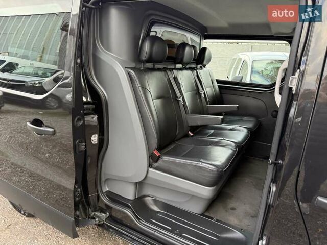 Черный Рено Трафик, объемом двигателя 1.6 л и пробегом 219 тыс. км за 19500 $, фото 54 на Automoto.ua