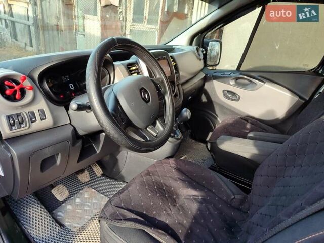 Чорний Рено Трафік, об'ємом двигуна 1.6 л та пробігом 350 тис. км за 17000 $, фото 12 на Automoto.ua