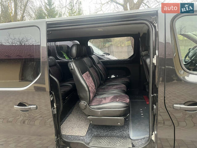 Чорний Рено Трафік, об'ємом двигуна 1.6 л та пробігом 231 тис. км за 15200 $, фото 8 на Automoto.ua