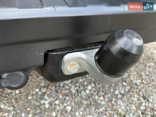 Черный Рено Трафик, объемом двигателя 1.6 л и пробегом 219 тыс. км за 19500 $, фото 16 на Automoto.ua