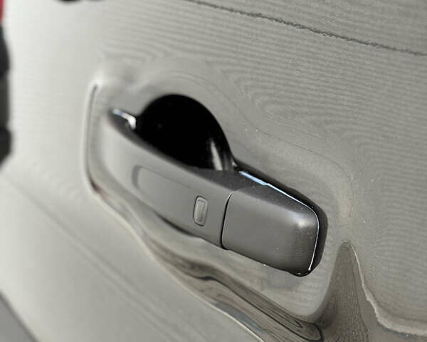 Черный Рено Трафик, объемом двигателя 1.6 л и пробегом 303 тыс. км за 14999 $, фото 16 на Automoto.ua