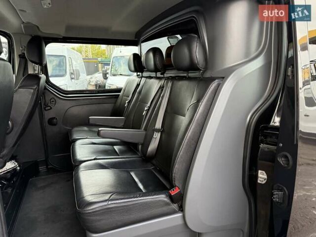 Черный Рено Трафик, объемом двигателя 1.6 л и пробегом 219 тыс. км за 19500 $, фото 41 на Automoto.ua