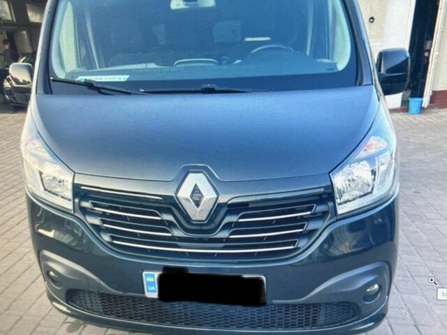 Чорний Рено Трафік, об'ємом двигуна 1.6 л та пробігом 320 тис. км за 15500 $, фото 2 на Automoto.ua